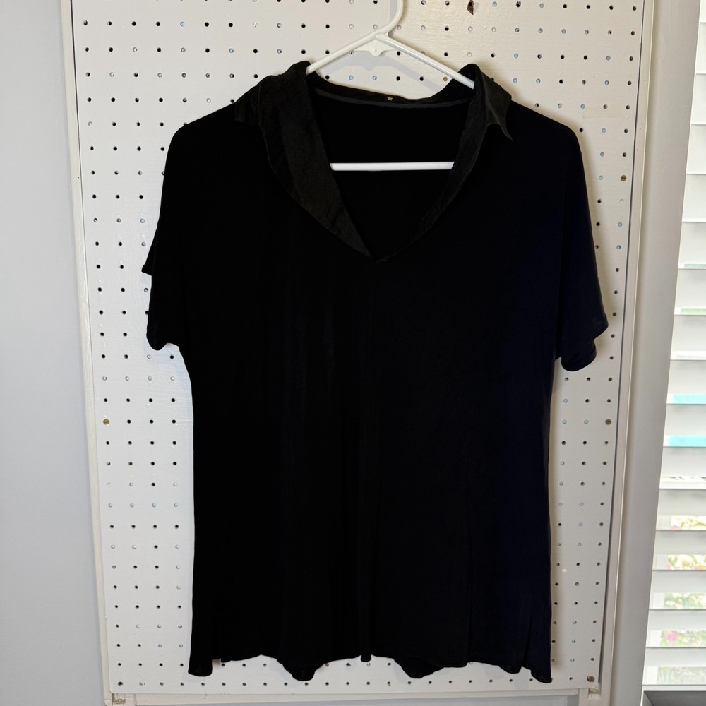Peter Cohen Blouse Women's Medium Black Short Sleeve V-Neck Comfort Collared Top